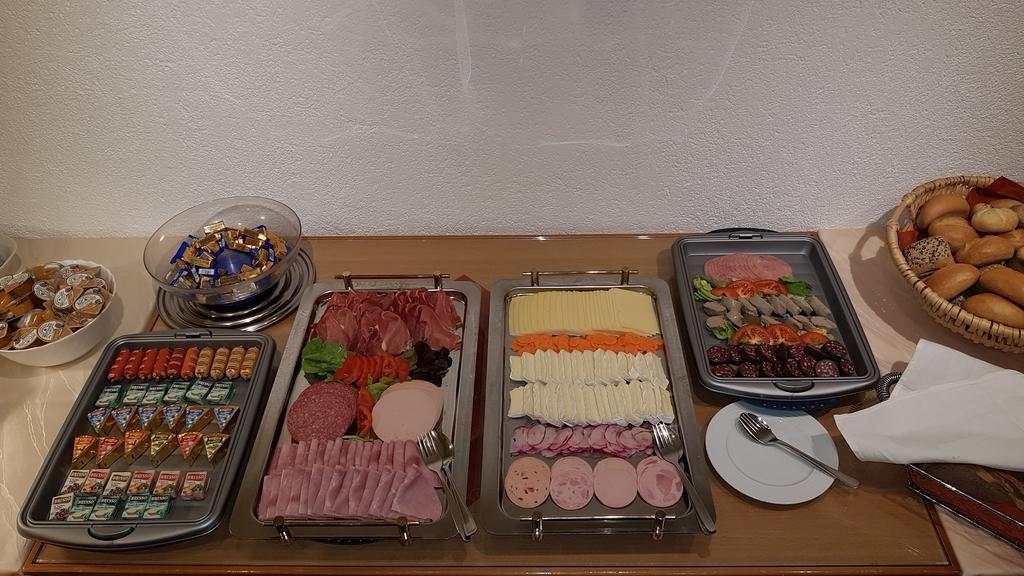 Hotel Exquisite Bobenheim am Berg Екстер'єр фото