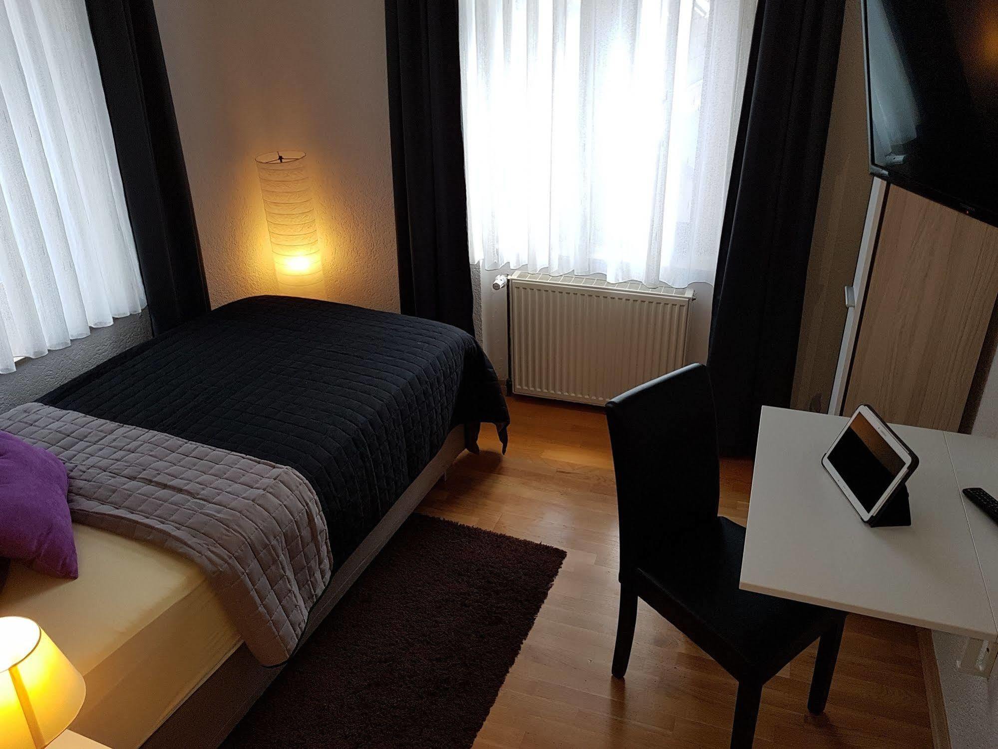Hotel Exquisite Bobenheim am Berg Екстер'єр фото