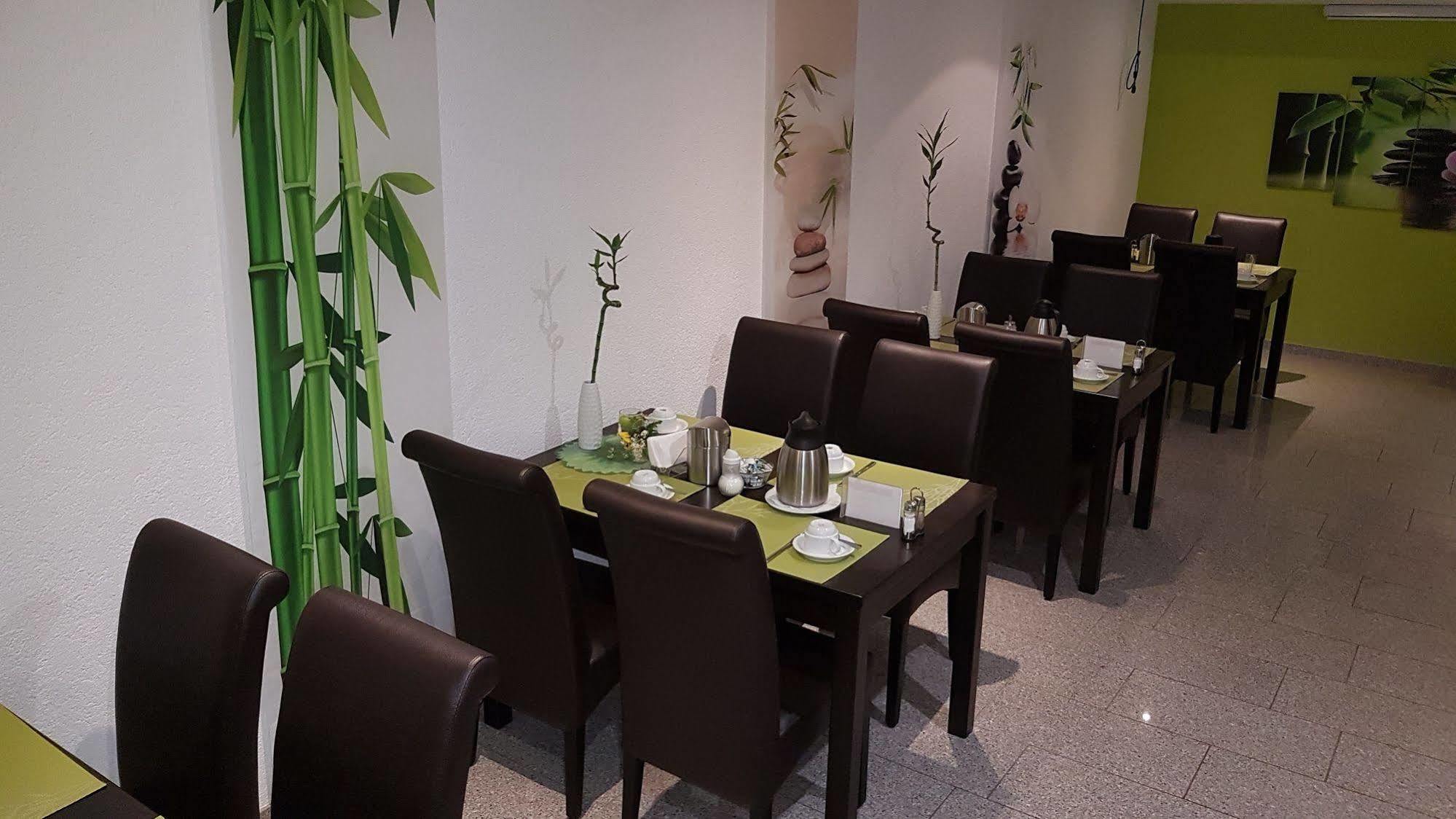 Hotel Exquisite Bobenheim am Berg Екстер'єр фото